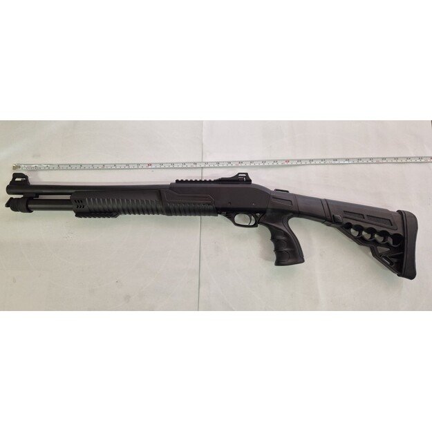 Lygiavamzdis pompinis šautuvas URBAN ARMS P8, 12x76